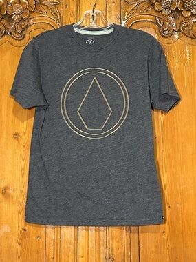 Volcom Yourh Boy Graphic Tee. Large